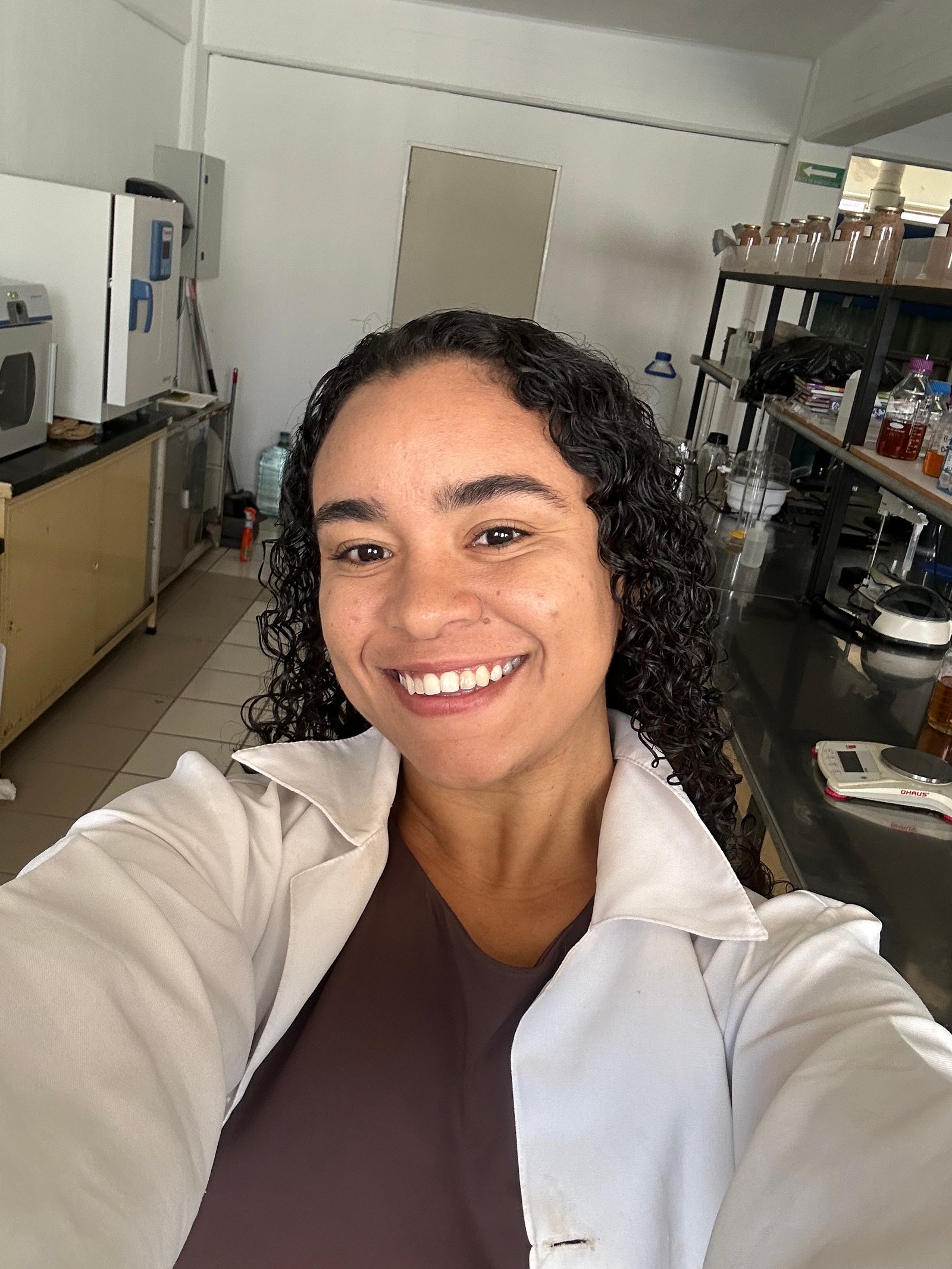 MSc.  Kaline Soares da silva